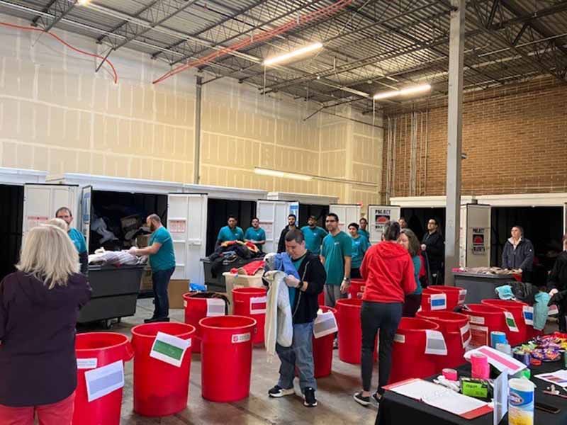 A photo of Euronet employees in Kansas City during their Day of Caring